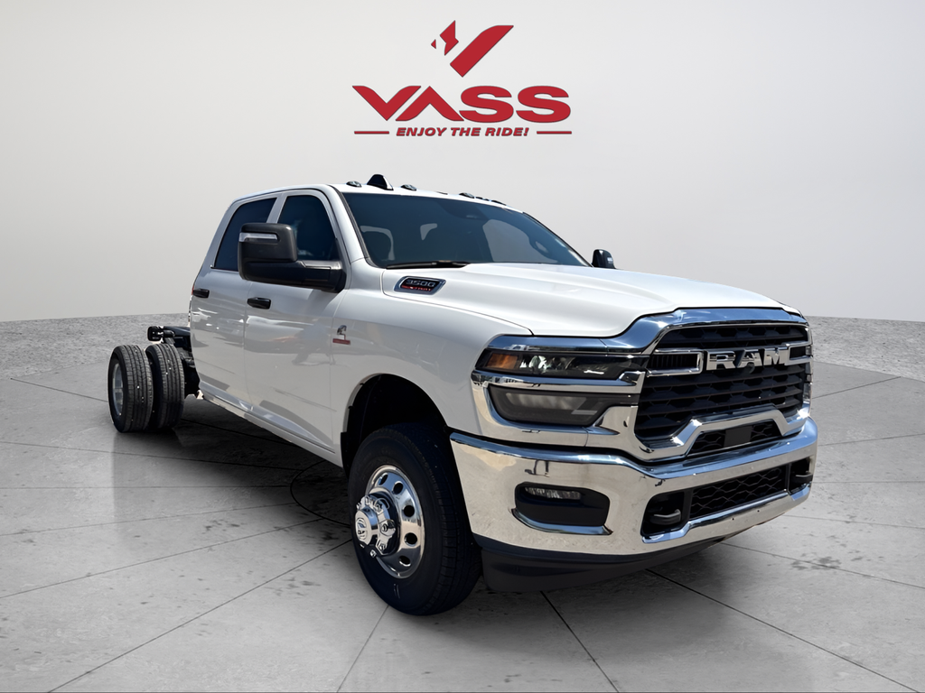 New 2026 Bright White Clearcoat RAM Tradesman image 3