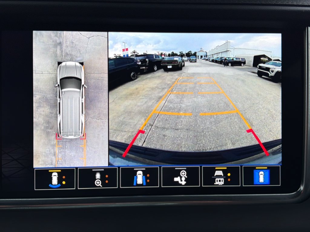 2022 GMC Yukon Denali - Photo 25