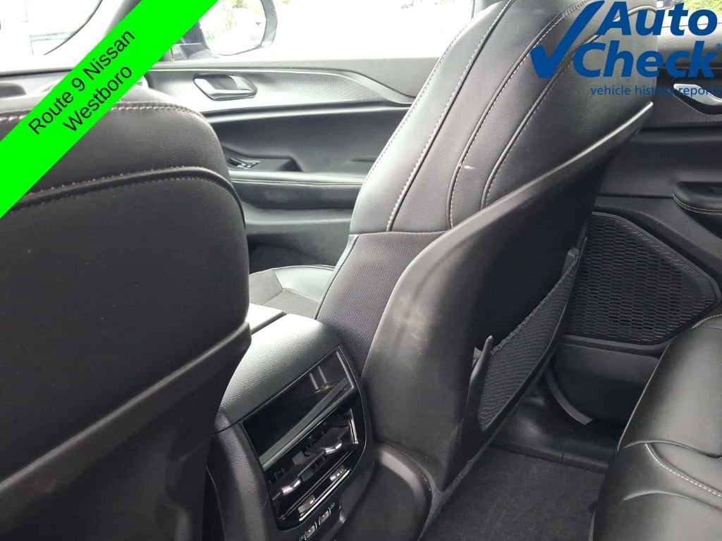 Used 2023 White Jeep Altitude X image 16