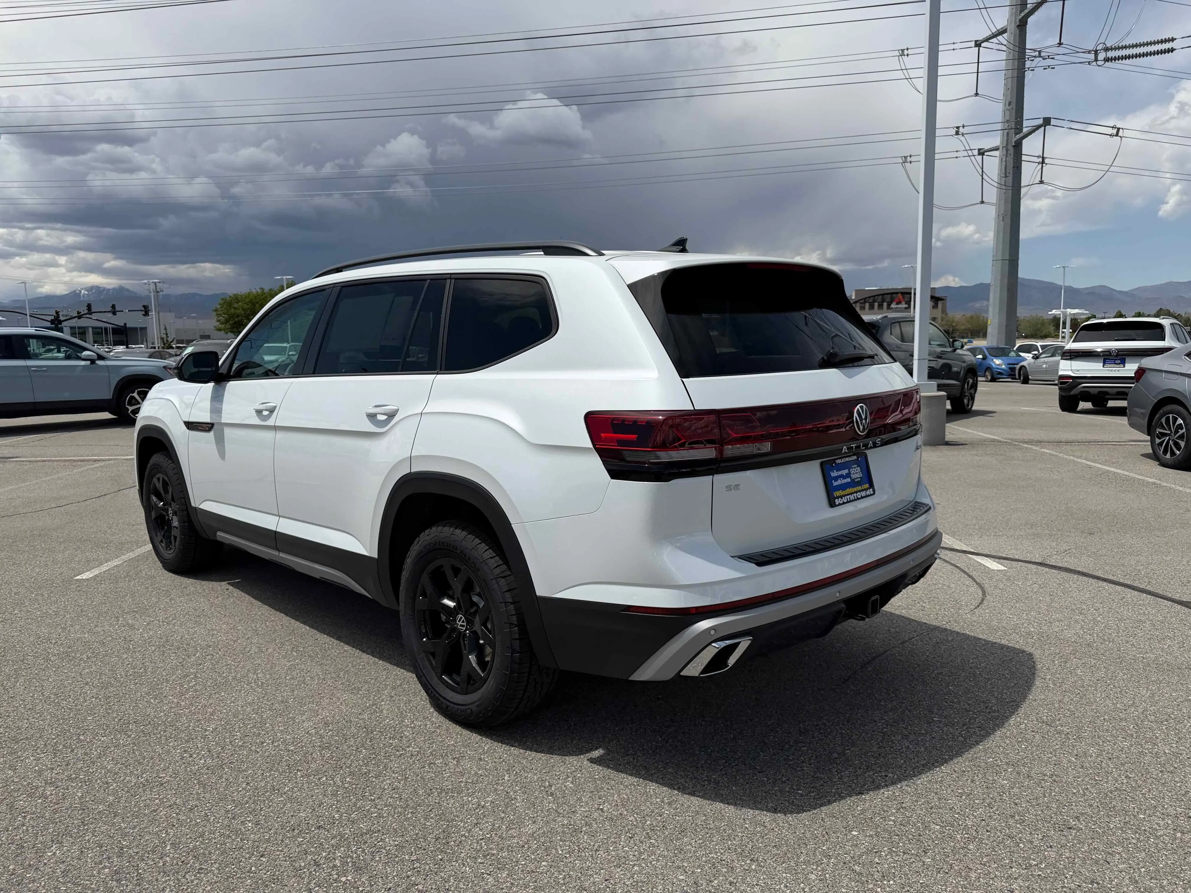 New 2026 Opal White Volkswagen 2.0T Peak Edition image 5