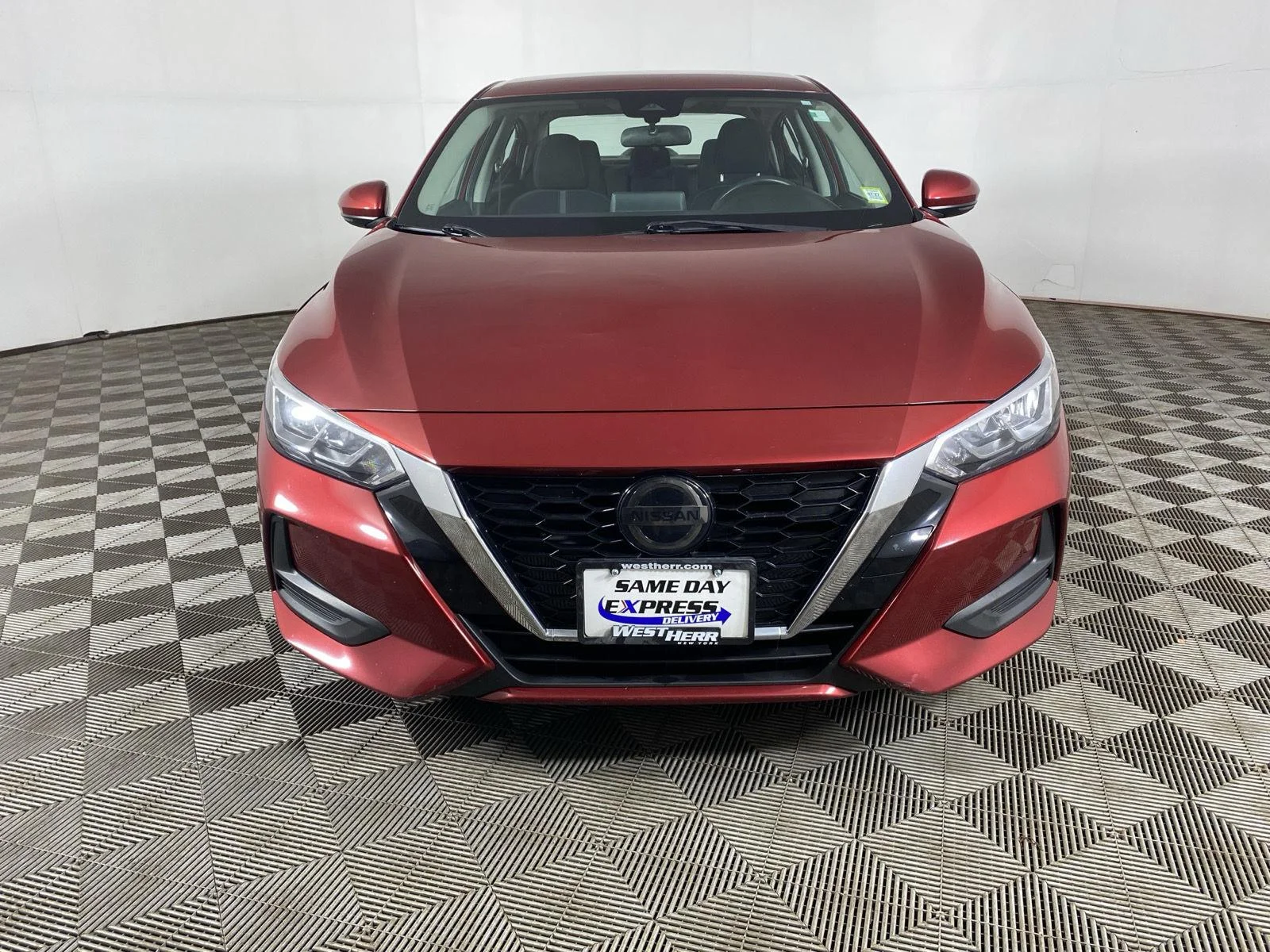 Used 2020 Scarlet Ember Tintcoat Nissan SV image 3