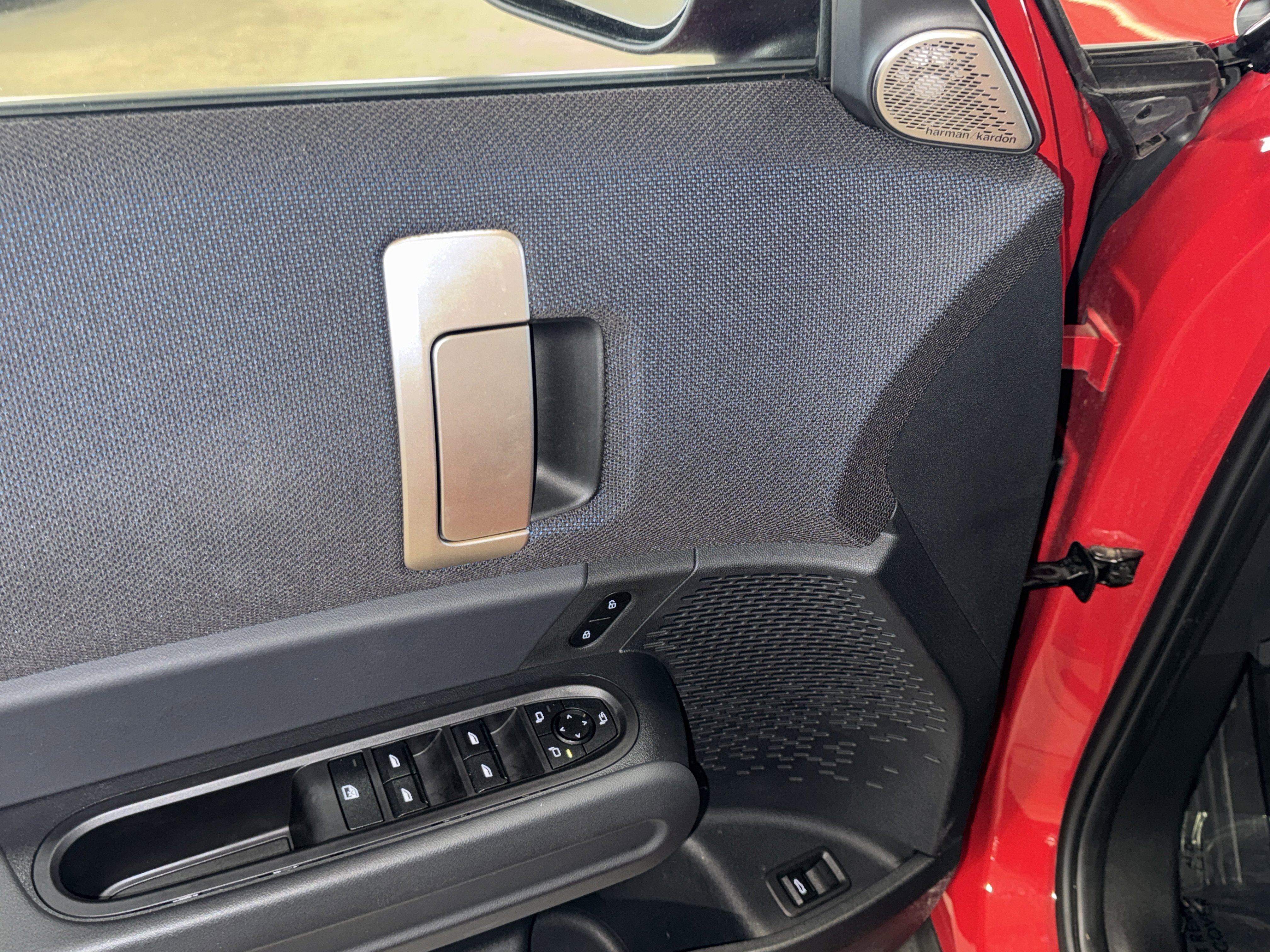 Used 2025 Chili Red II MINI S image 18