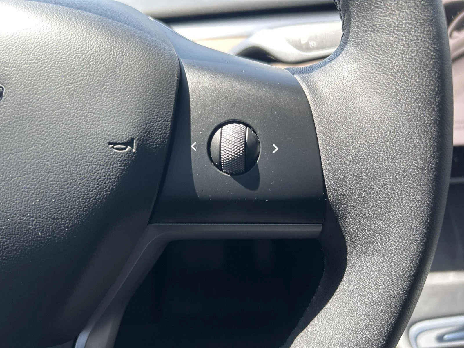 Used 2023 WHITE Tesla Long Range image 19