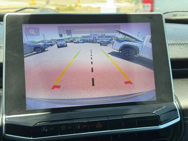Used 2022 Gray Jeep Latitude image 21