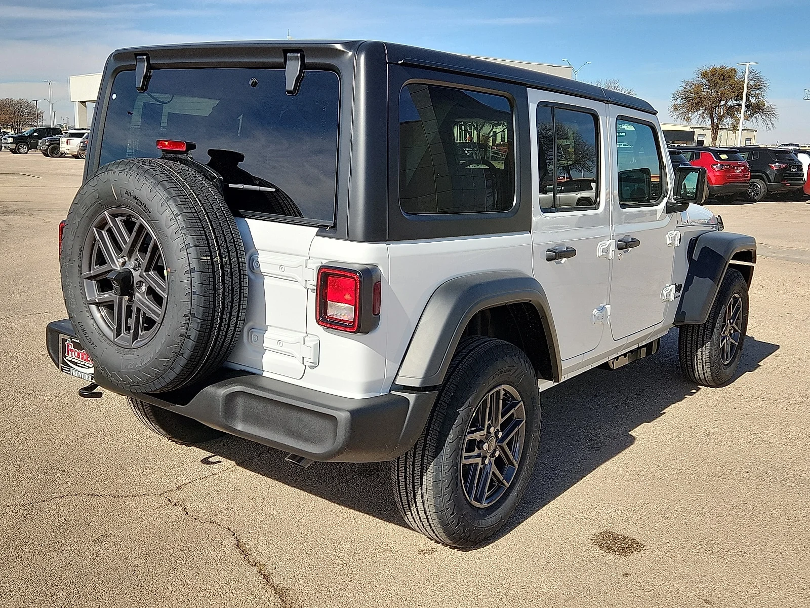 New 2026 Bright White Clear-Coat  Paint Jeep 4-DOOR SPORT S image 4
