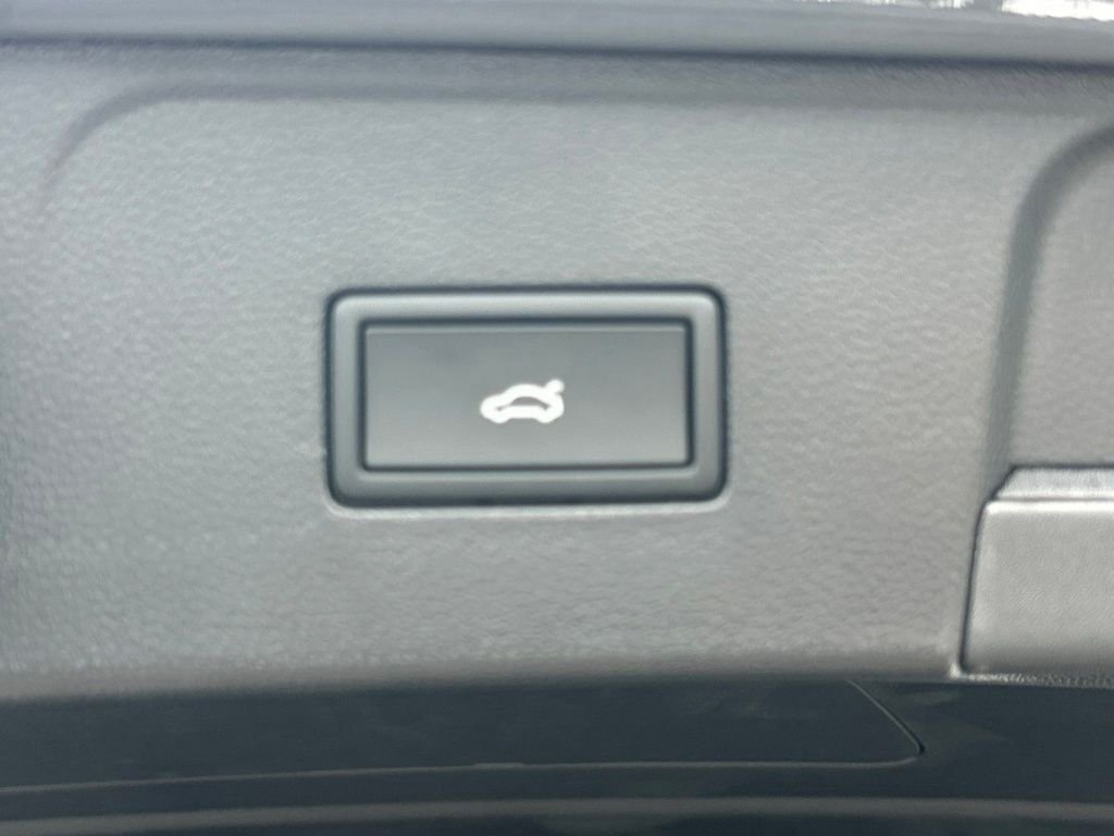 New 2026 Gray Volkswagen 2.0T SE w/Technology image 52