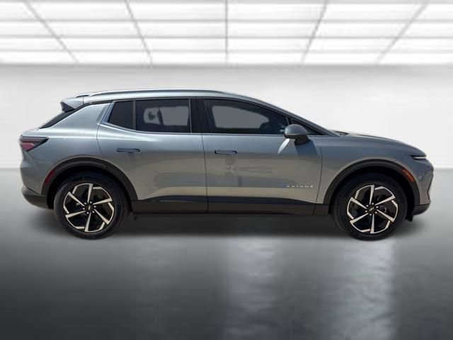 New 2026 Sterling Gray Metallic Chevrolet LT image 30