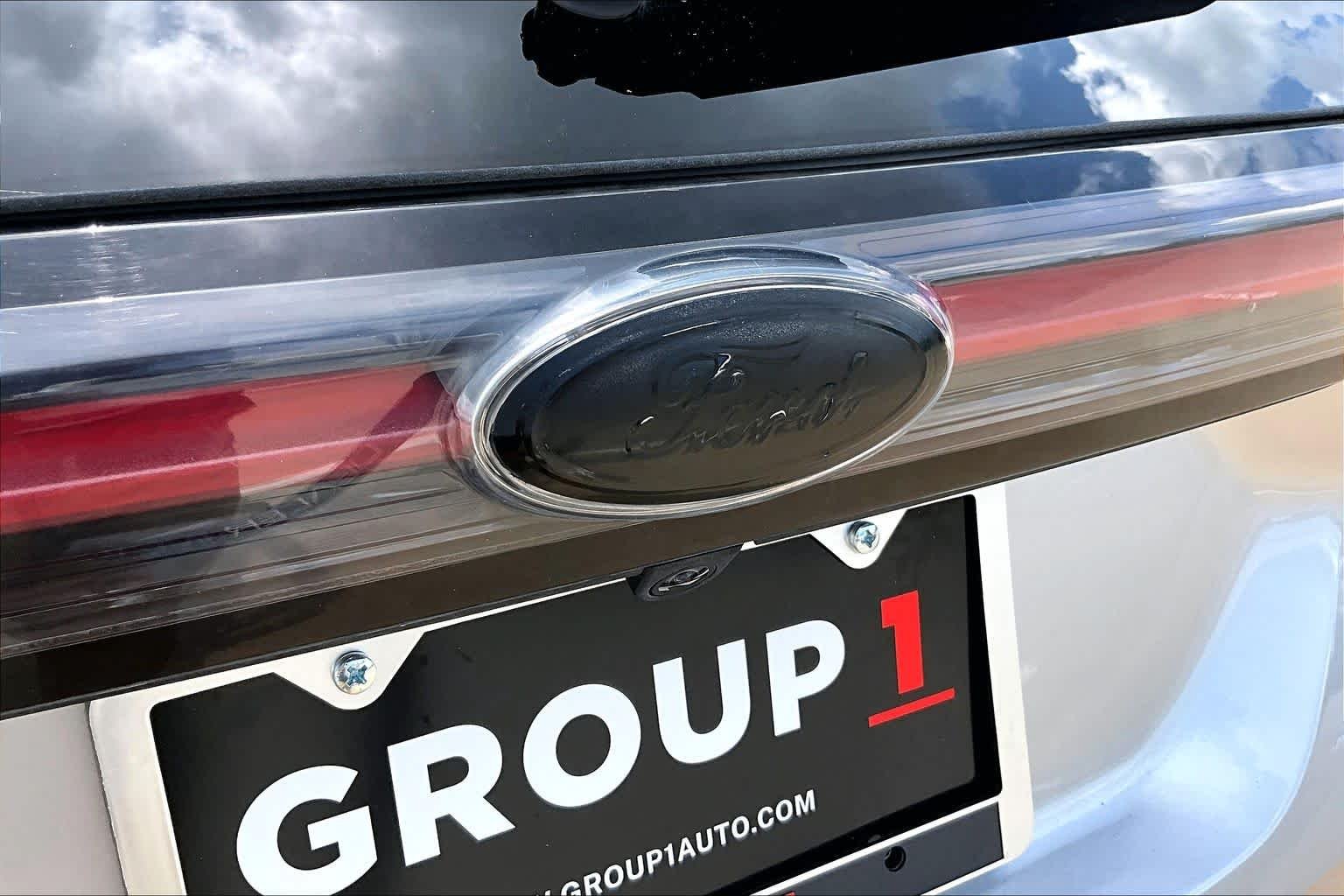 Used 2015 Ingot Silver Metallic Ford Sport image 30