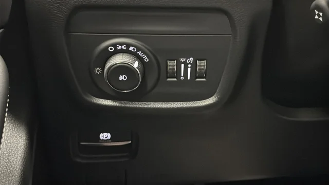 New 2026 Steel Blue Exterior Paint Jeep Limited image 30