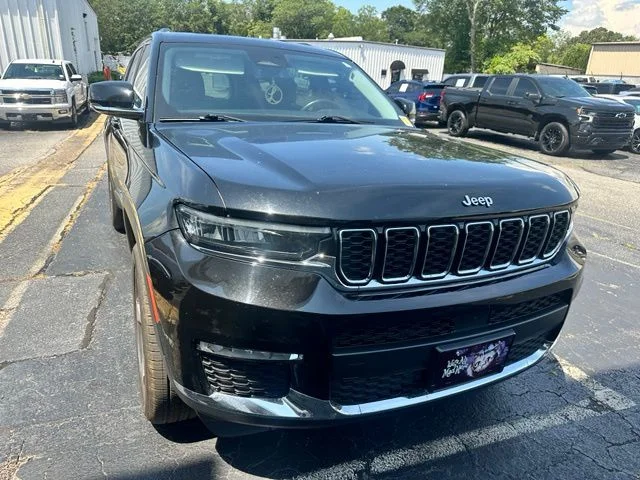 Used 2021 Black Jeep Limited image 4