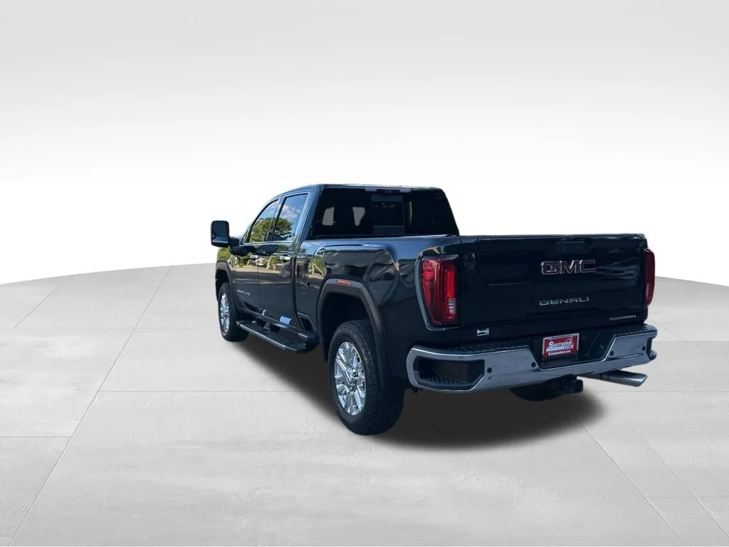 Used 2021 Black GMC Denali image 3