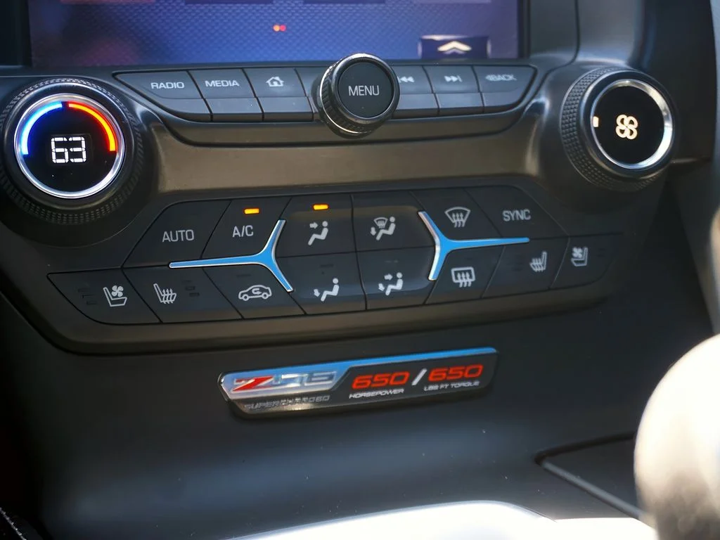 2016 Chevrolet Corvette 2LZ - Photo 23