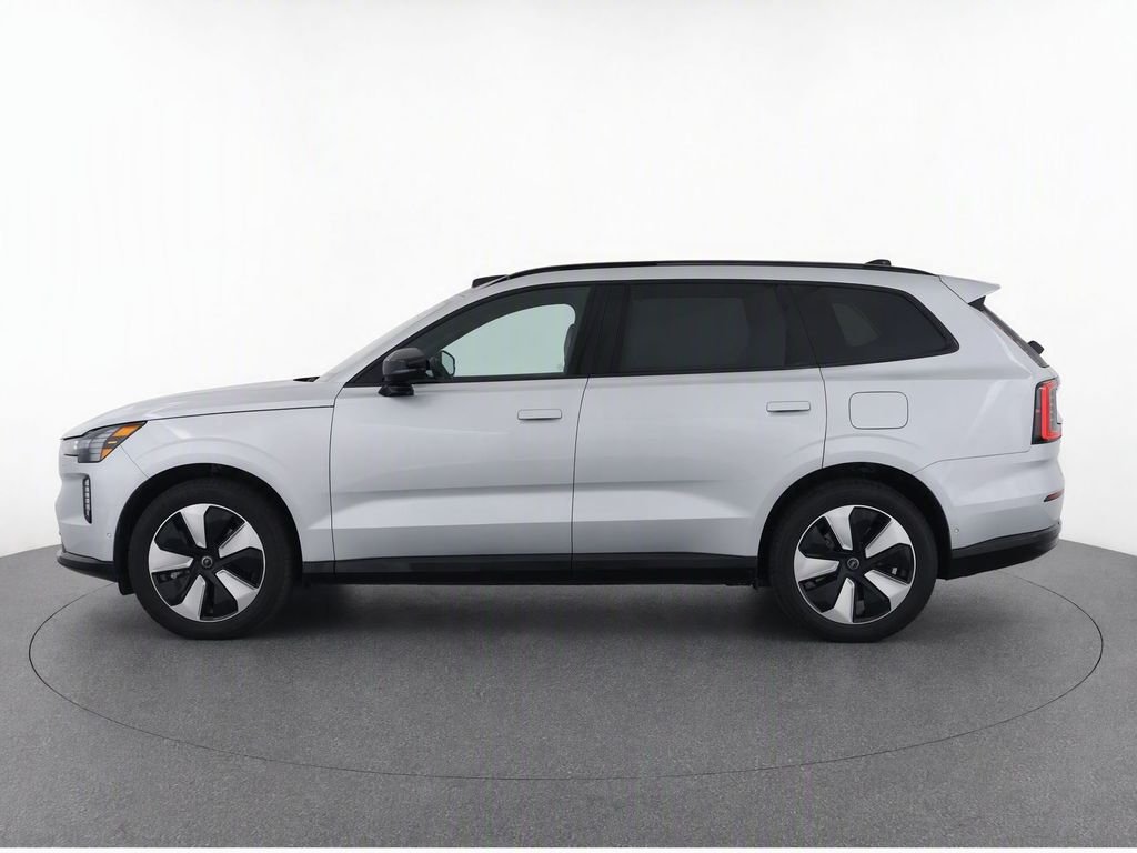 Used 2025 Silver Volvo Twin Motor Plus image 6