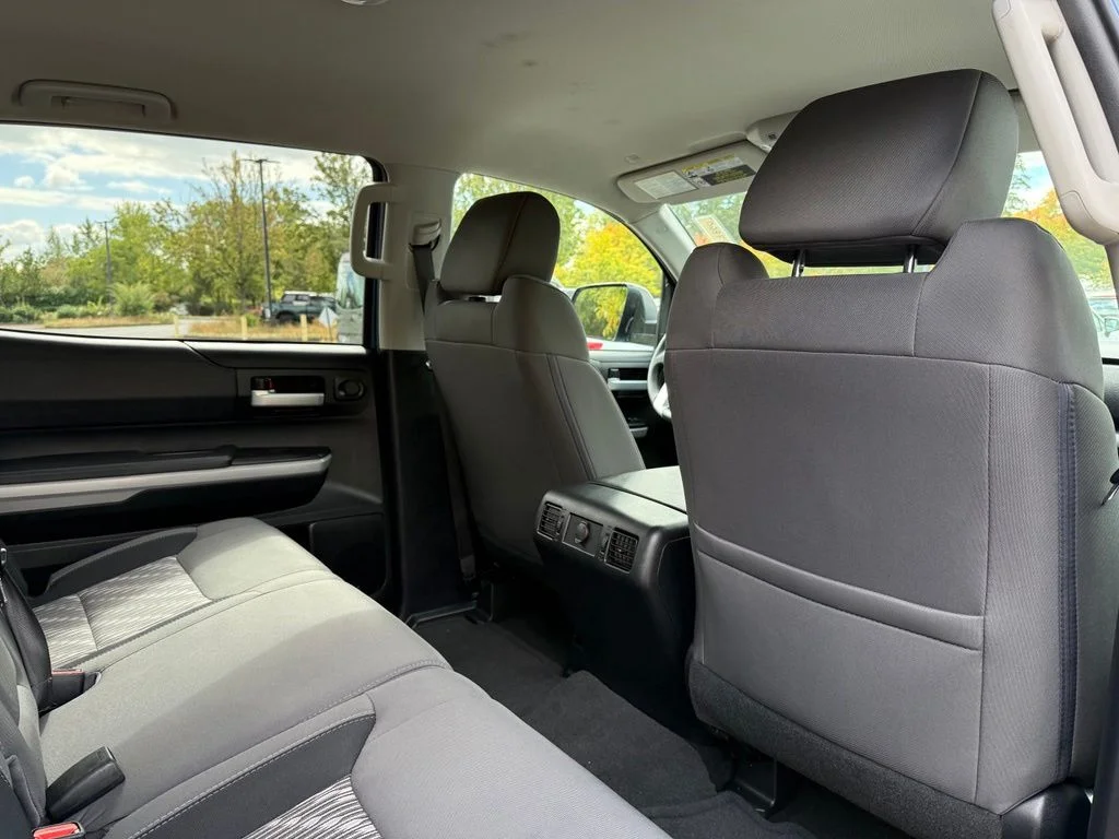 Used 2019 Blue Toyota SR5 image 19