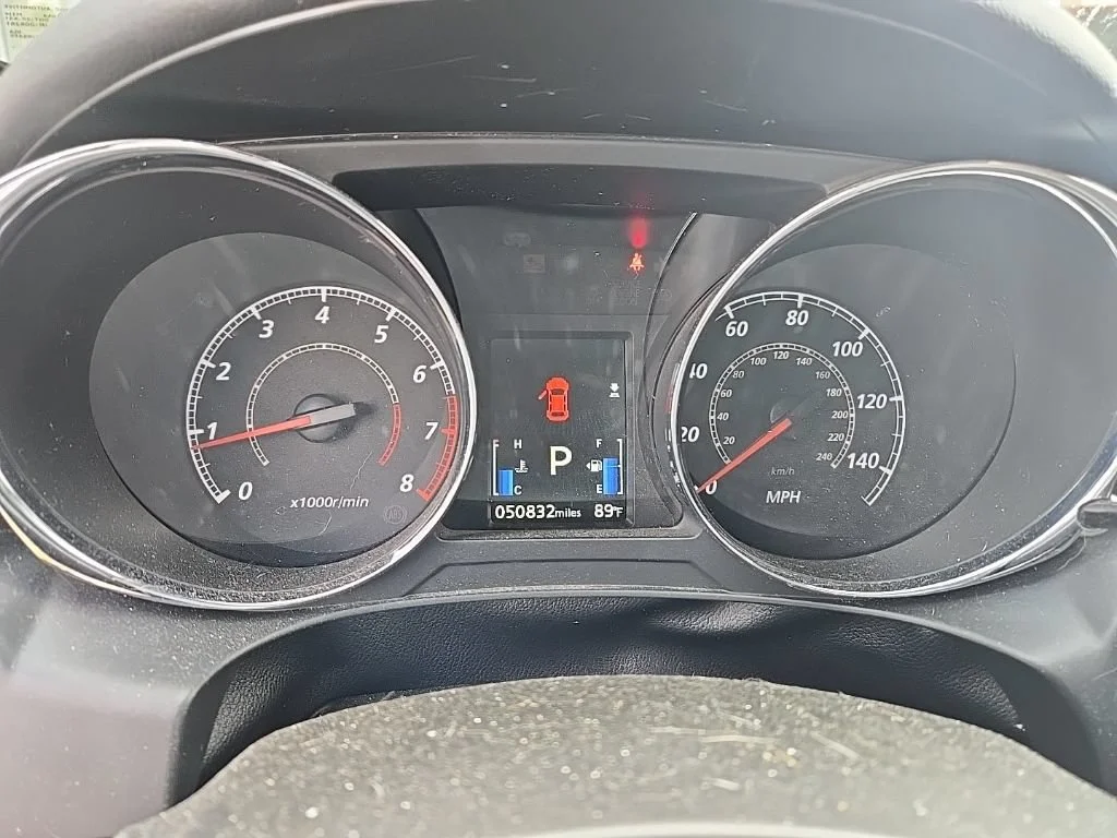 Used 2022 Orange Mitsubishi ES image 2