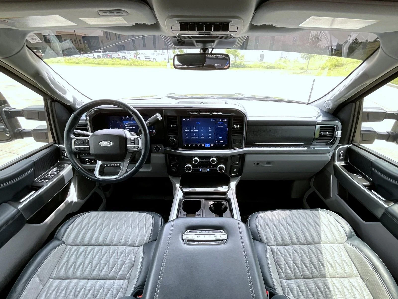 Used 2024 Black Ford Limited image 15