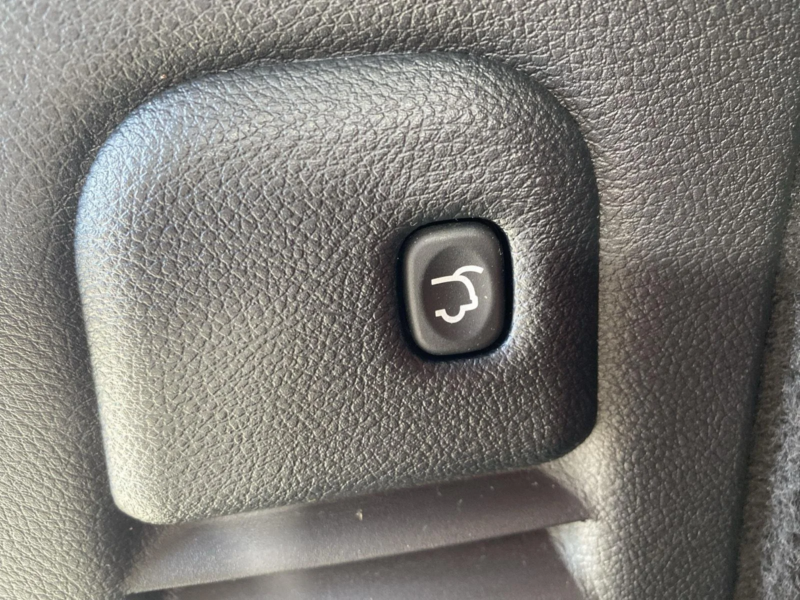 Used 2025 Night Moves Dodge R/T image 8