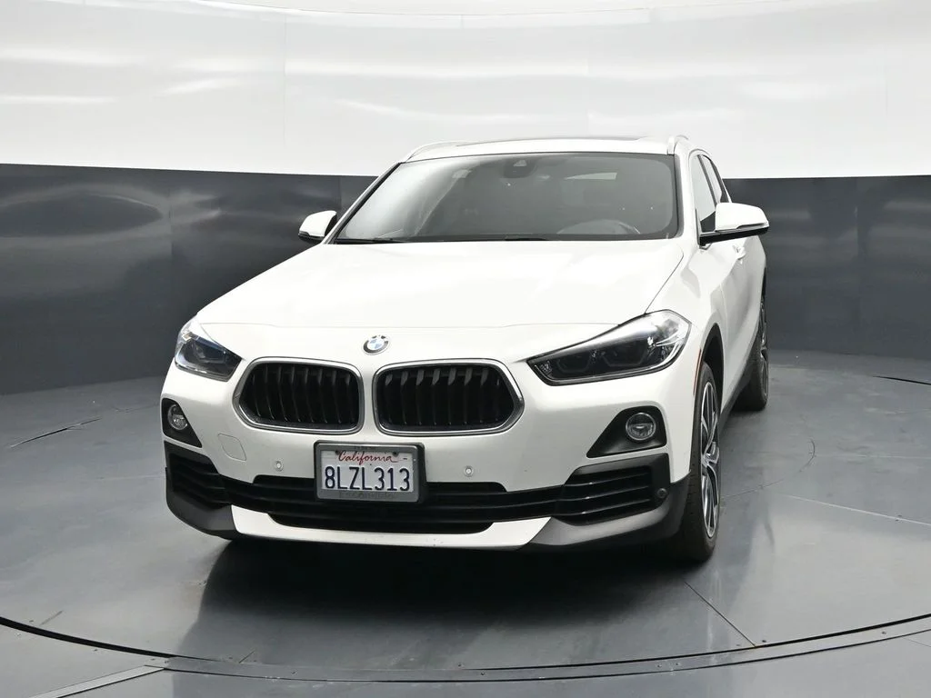 Used 2020 White BMW sDrive28i image 59
