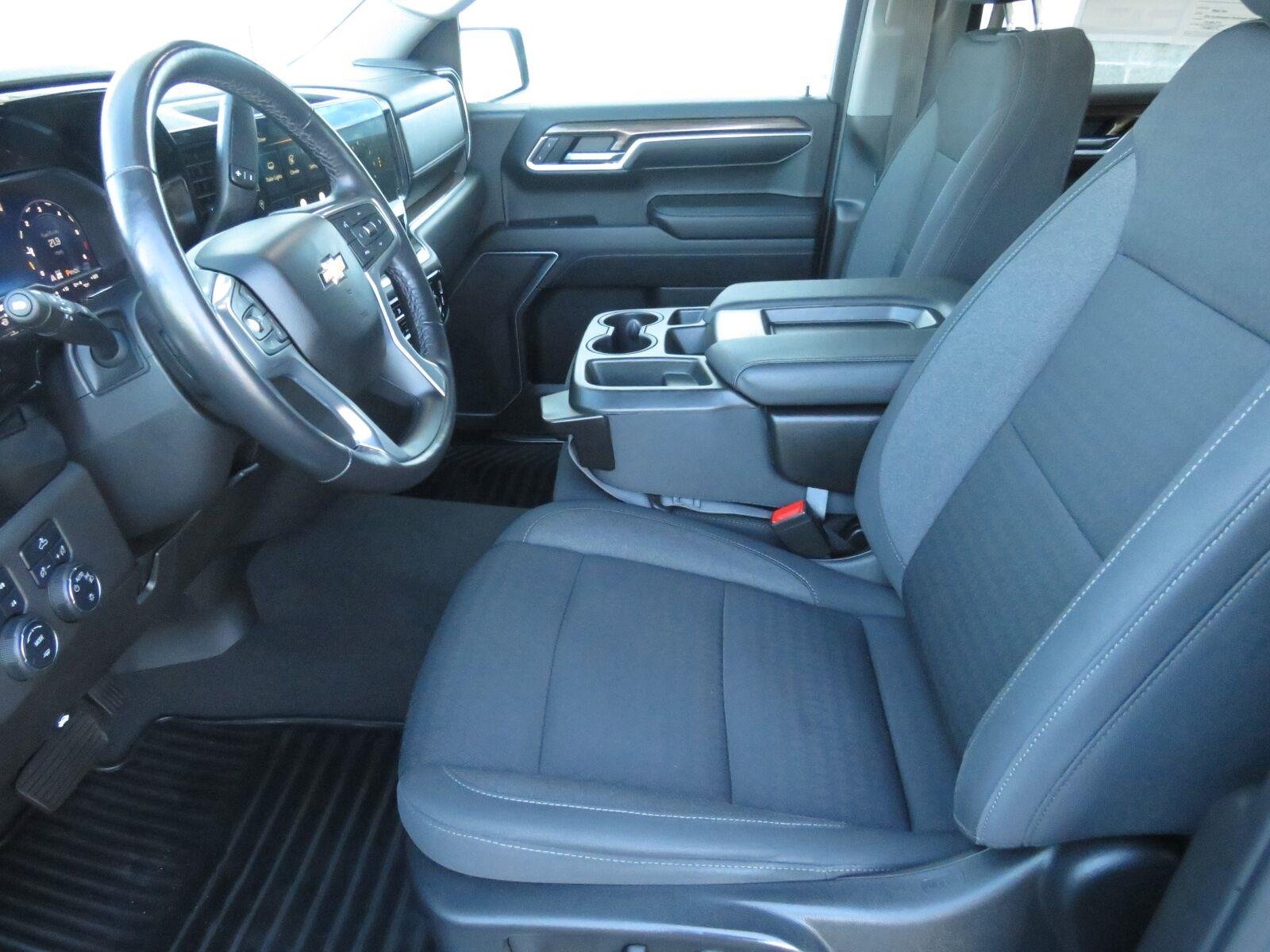 Used 2022 Glacier Blue Metallic Chevrolet LT image 19