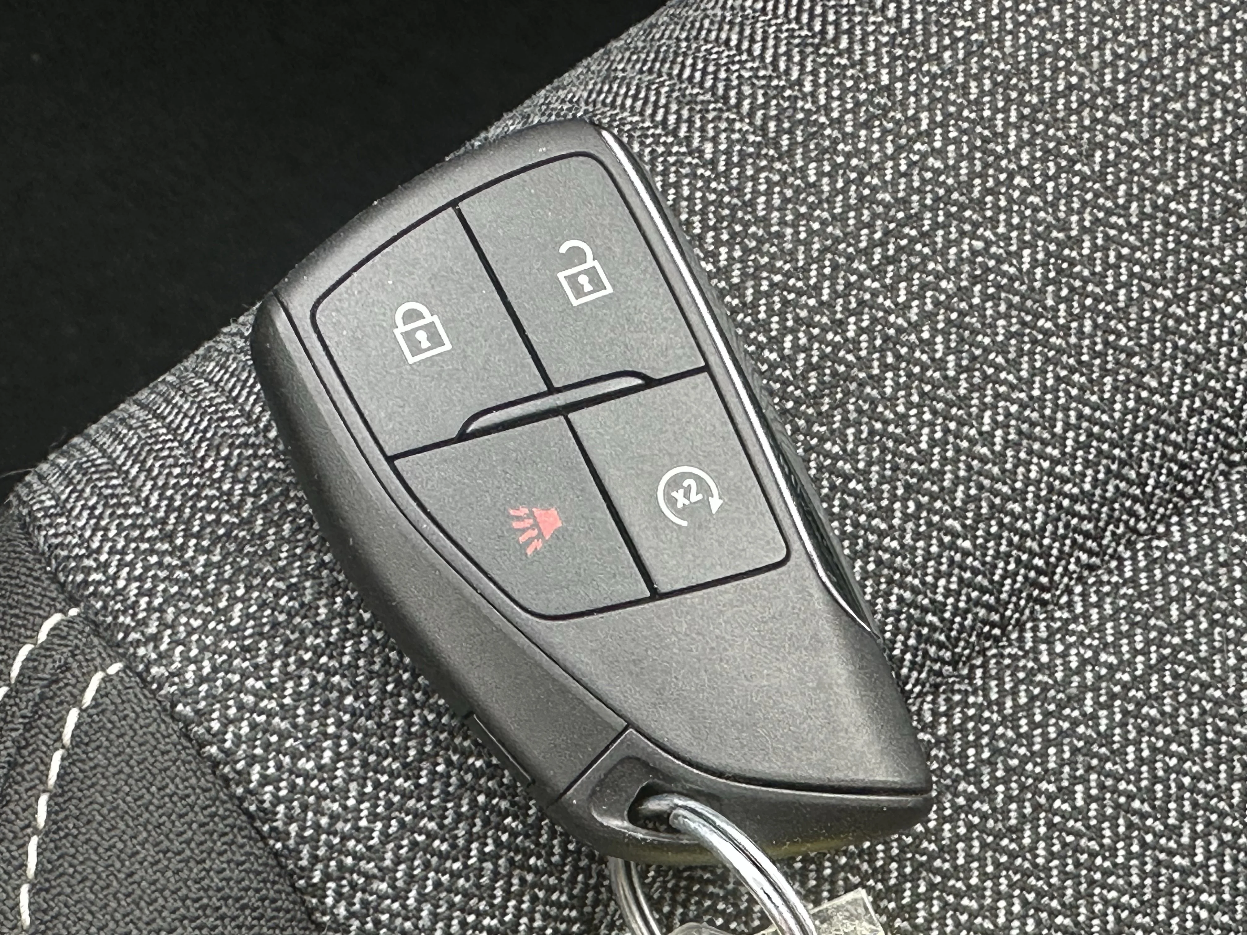 Certified Used 2025 White GMC AWD Elevation image 23