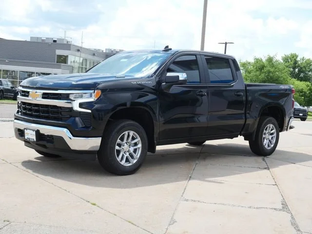 2026 Chevrolet Silverado 1500 LT - Photo 3