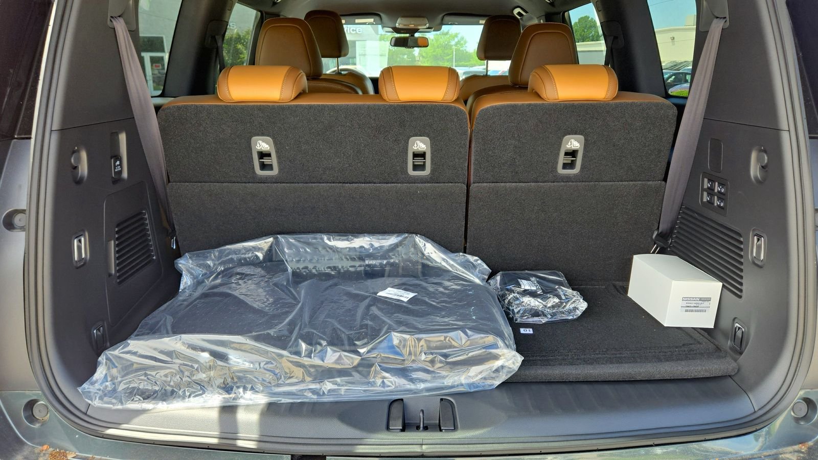 2026 Nissan Armada SL - Photo 23
