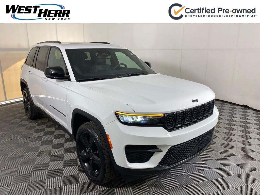 Used 2024 Bright White Clearcoat Jeep Altitude X image 1