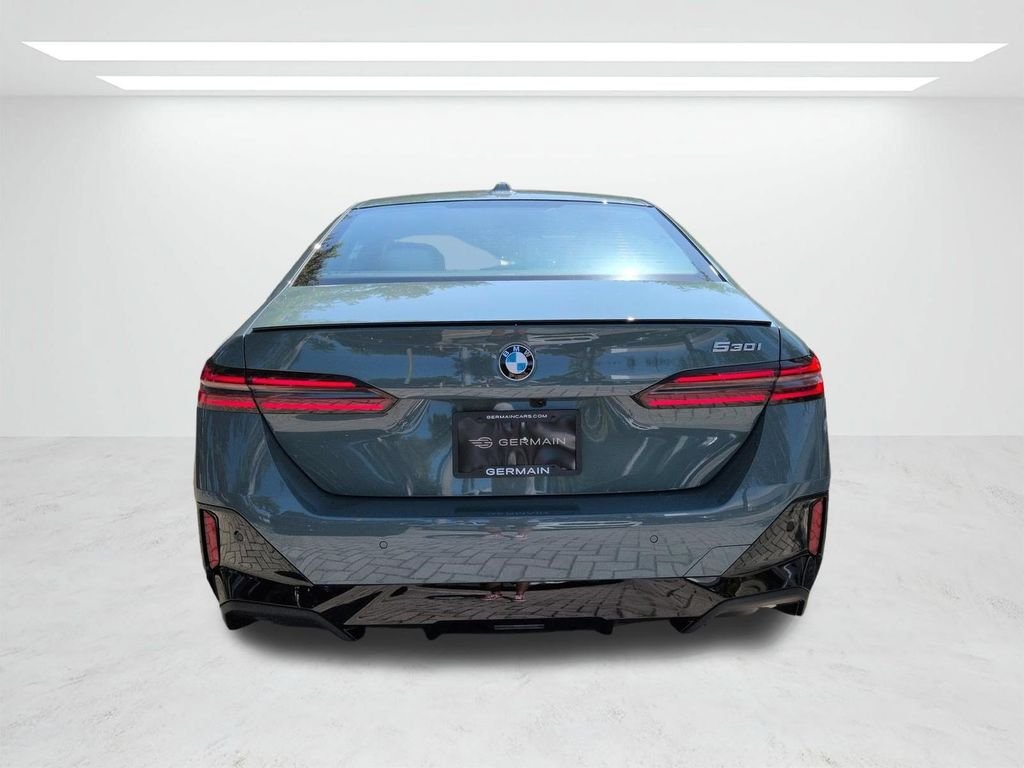 New 2027 Cape York Green Metallic BMW 530i image 5