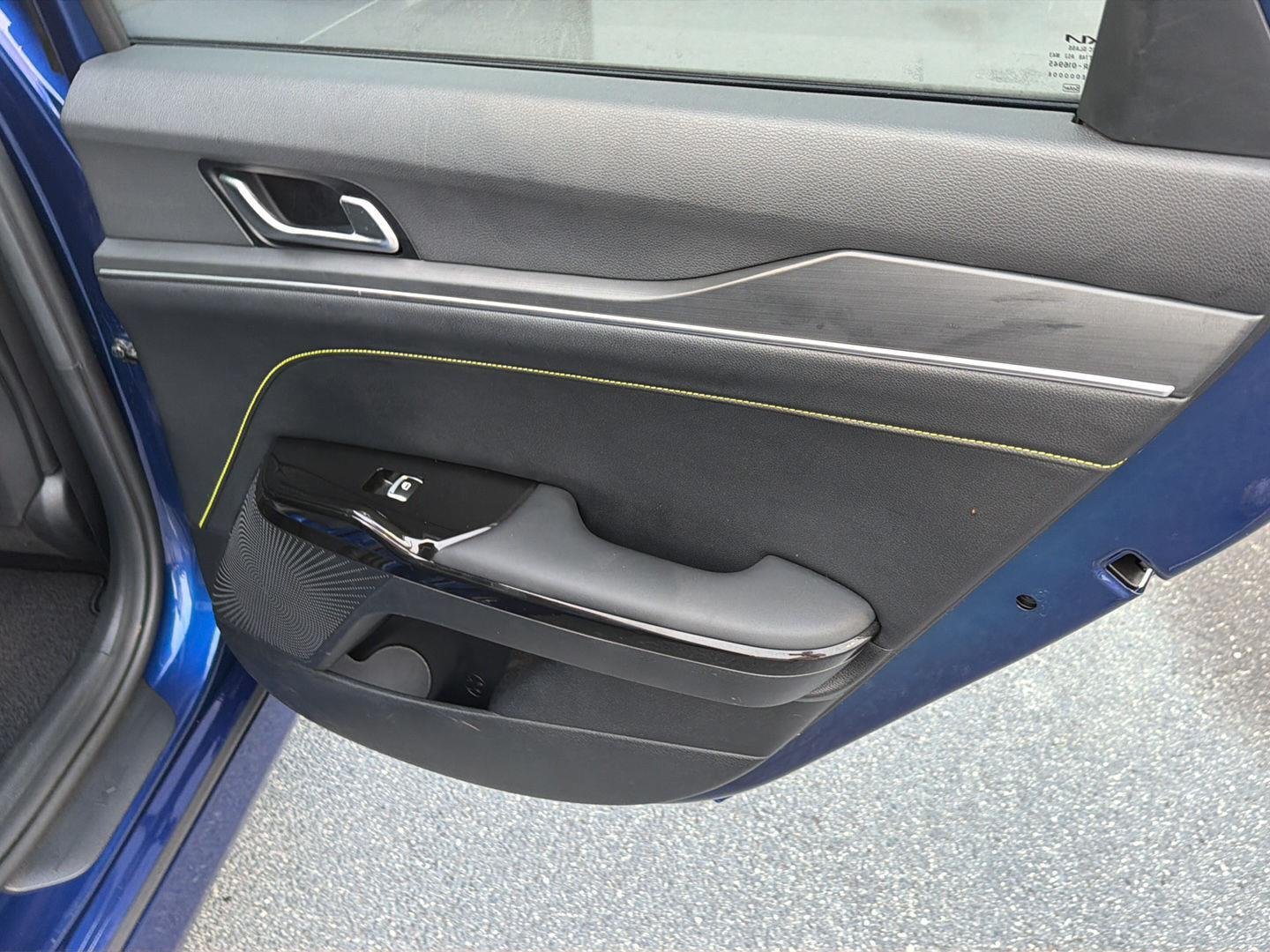 Used 2025 Yacht Blue Kia GT image 15