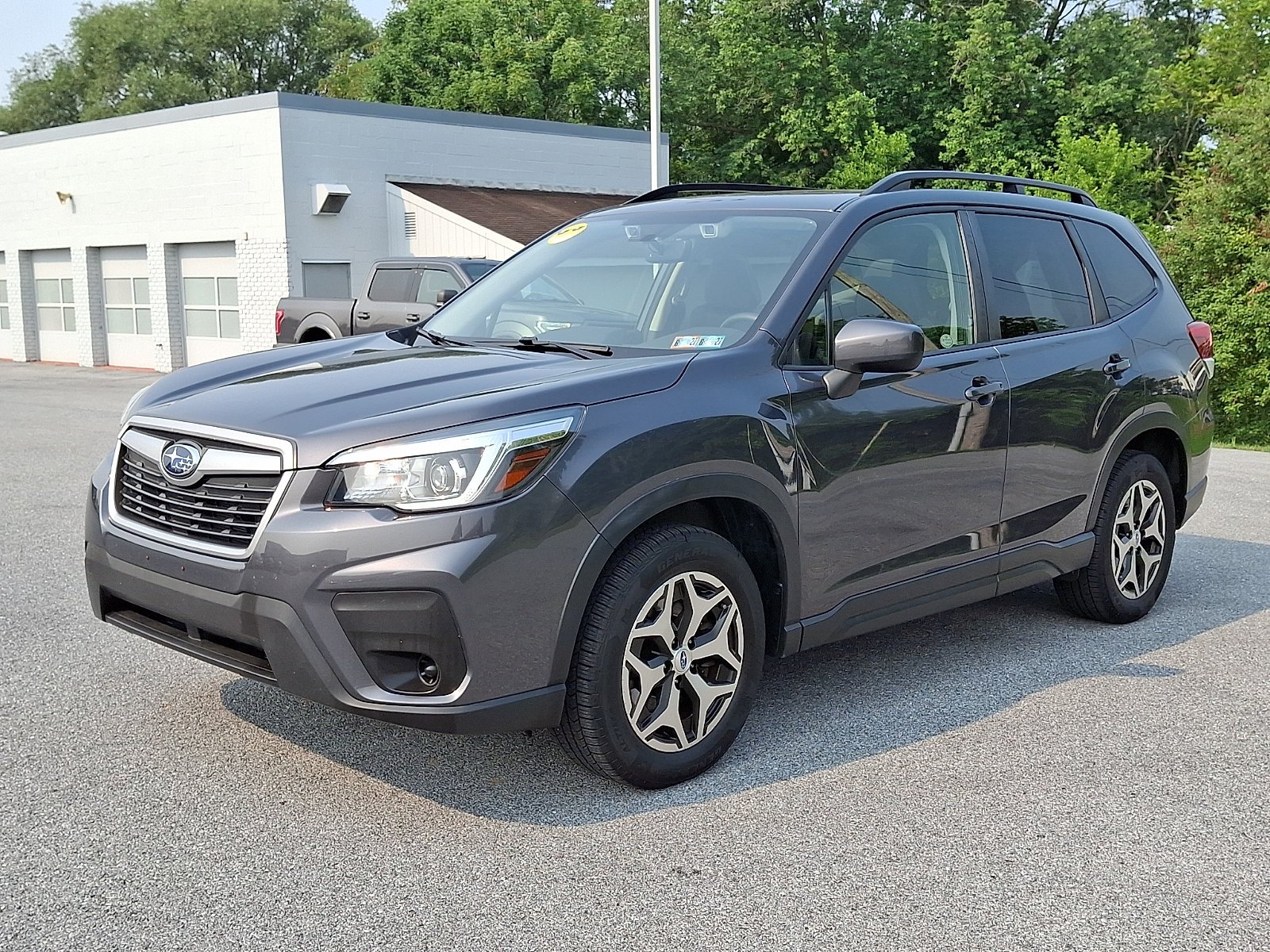 Used 2020 Magnetite Gray Metallic Subaru Premium image 3