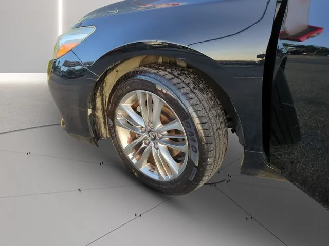 Used 2016 Black Toyota SE image 31