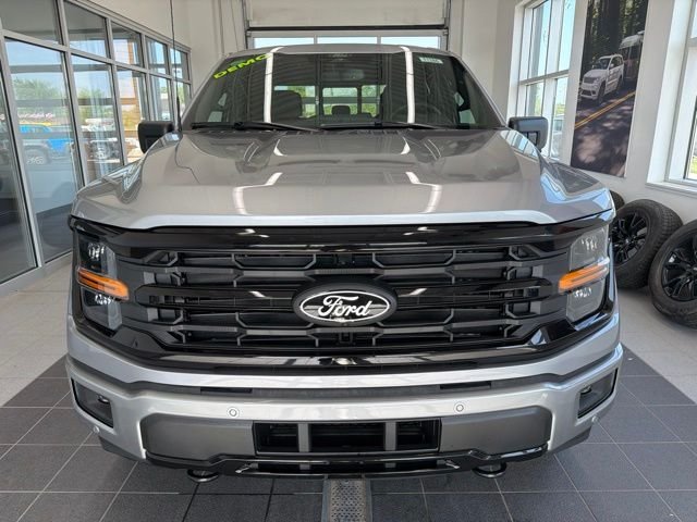New 2026 Iconic Silver Metallic Ford XLT image 2