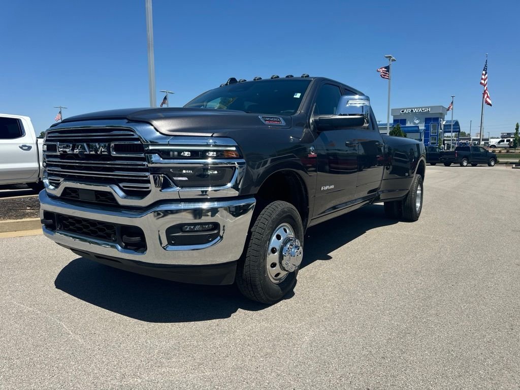 2026 RAM 3500 Laramie 4X4 Crew Cab LWB's photo