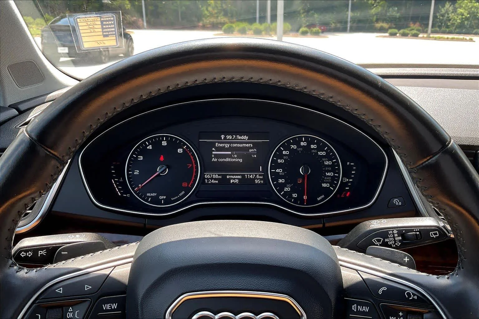 Used 2018 Brilliant Black Audi Premium Plus image 26