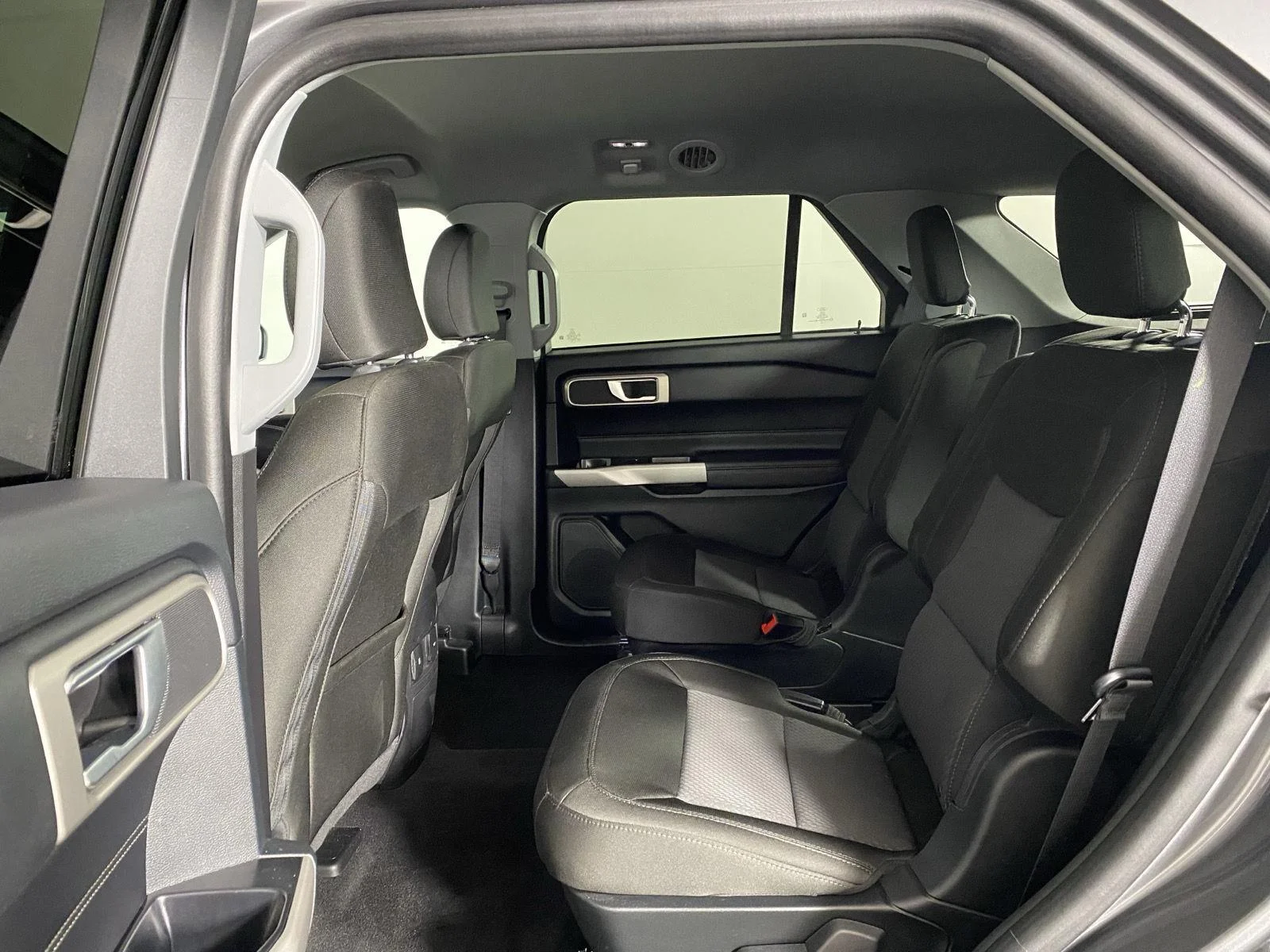 Used 2024 Carbonized Gray Ford XLT image 25