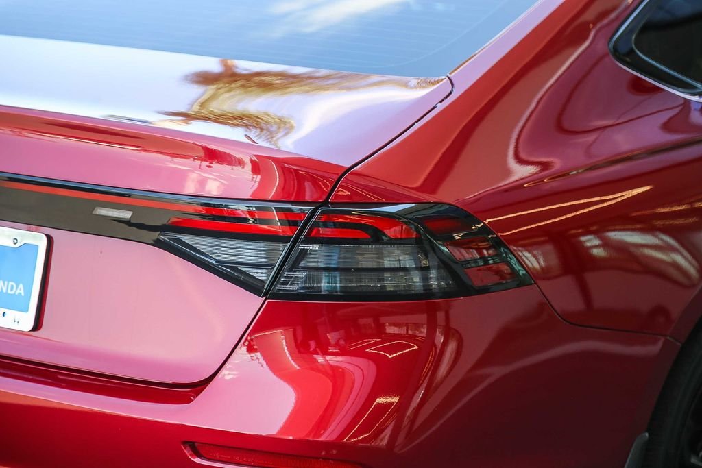 2025 Honda Accord SE - Photo 8
