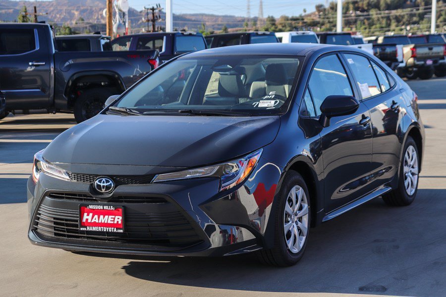 New 2027 Underground Toyota  LE image 3