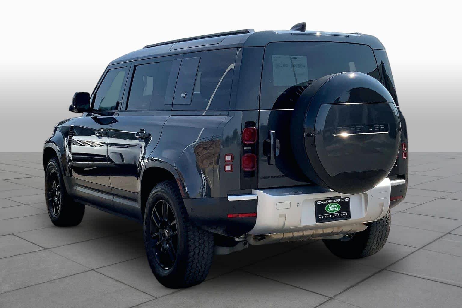 Used 2024 Carpathian Grey Premium Metallic Land Rover S image 11