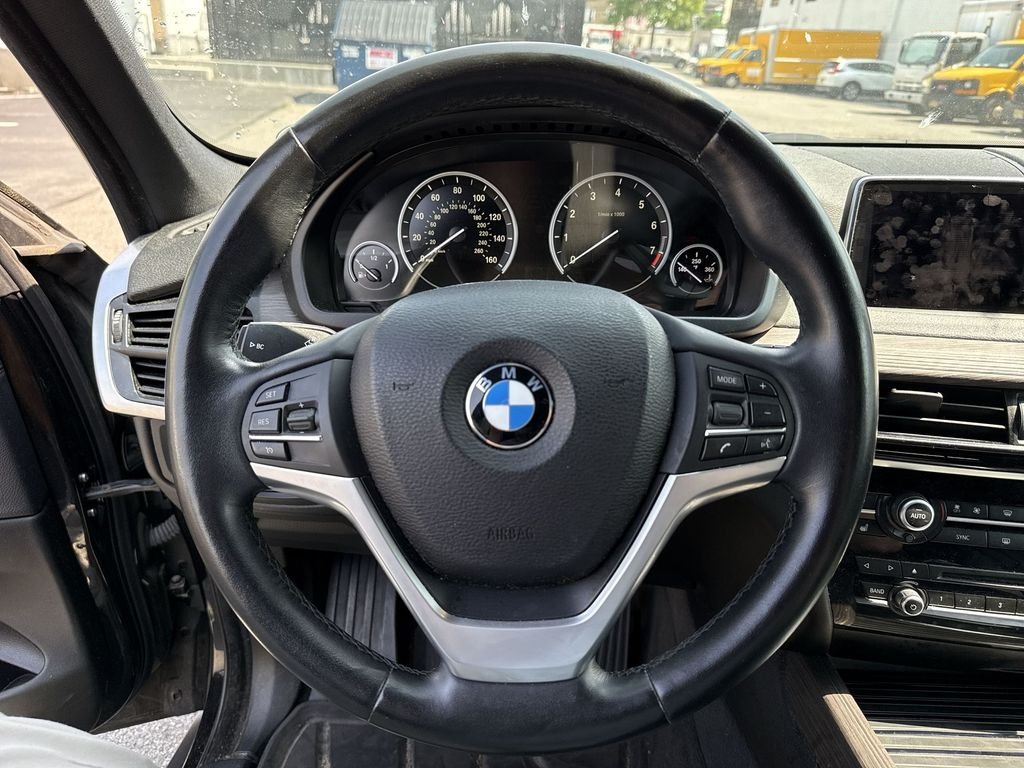 Used 2017 Black Sapphire Metallic BMW xDrive35i image 3