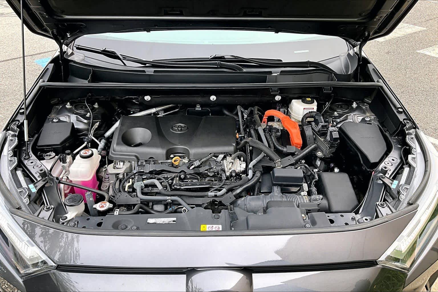 Used 2022 Magnetic Gray Metallic Toyota Hybrid XLE image 58