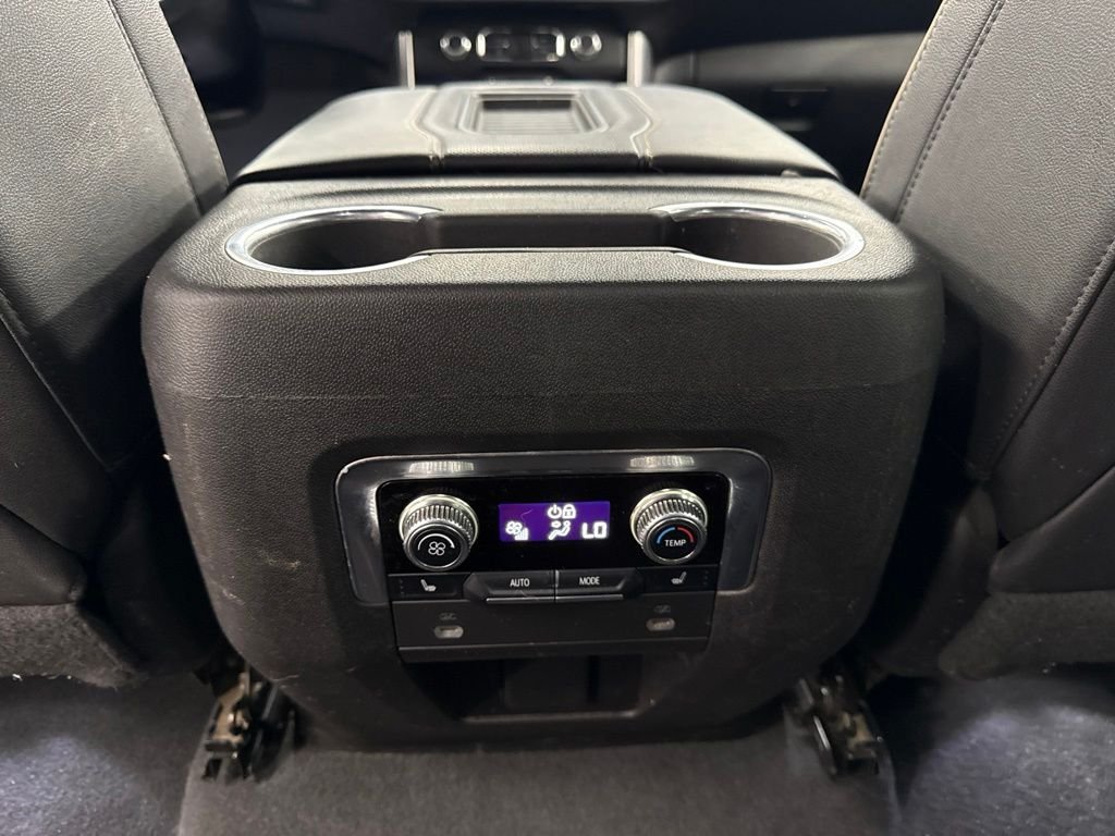 Used 2022 Black GMC SLT image 21