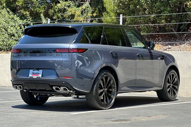 New 2026 Varesine Blue Land Rover Dynamic SE image 5