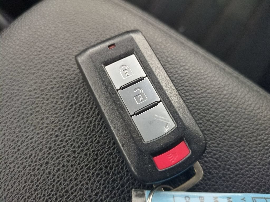Used 2024  Mitsubishi 2.0 ES image 37