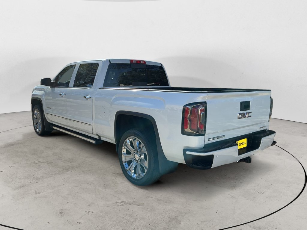 Used 2017 White GMC Denali image 11