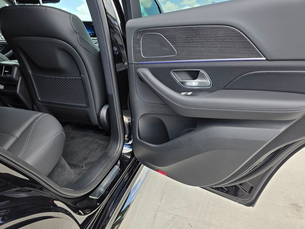 New 2026 Obsidian Black Metallic Mercedes-Benz GLE 450 image 15