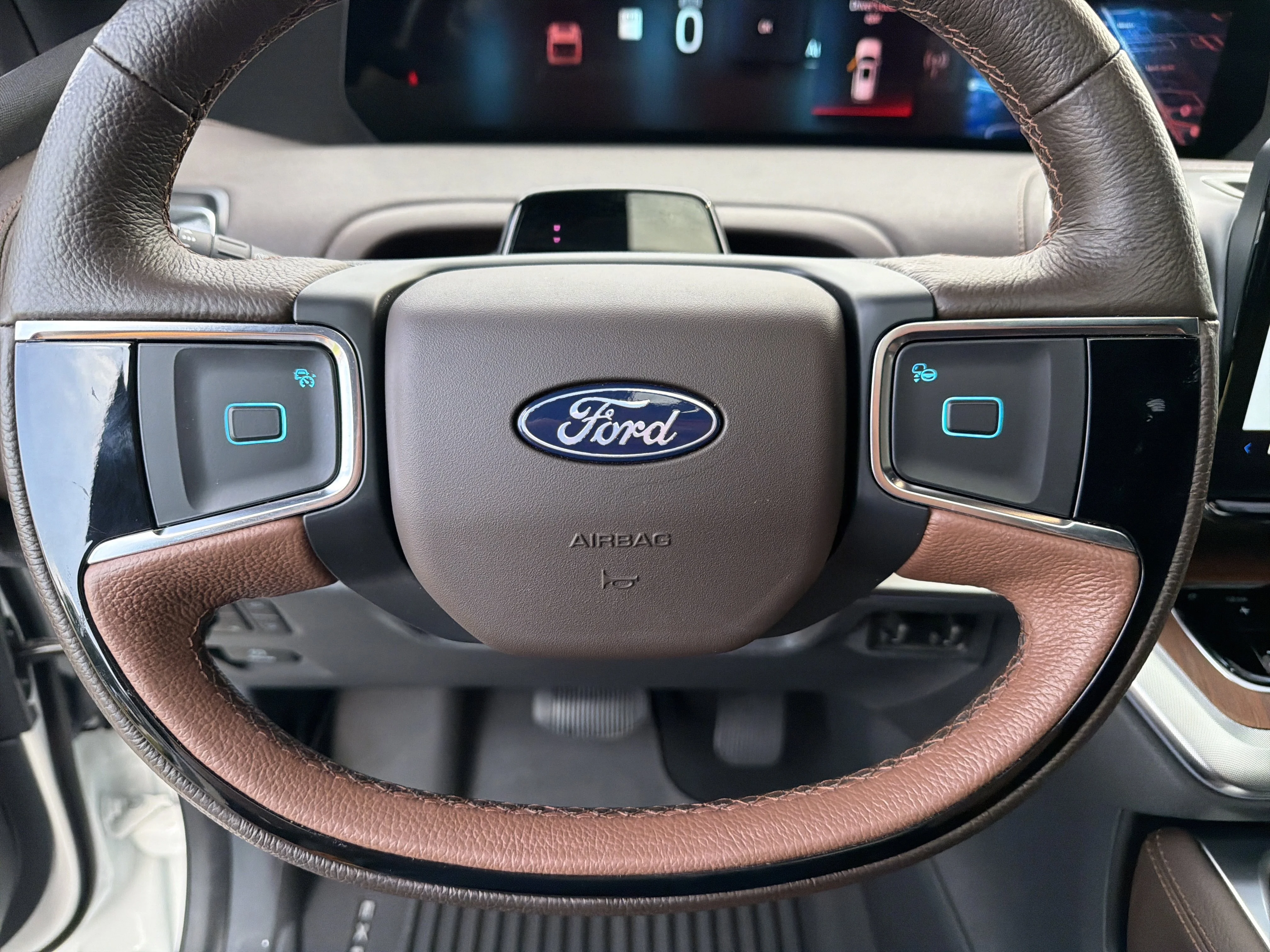 Used 2025 Star White Metallic Tri-Coat Ford King Ranch image 32