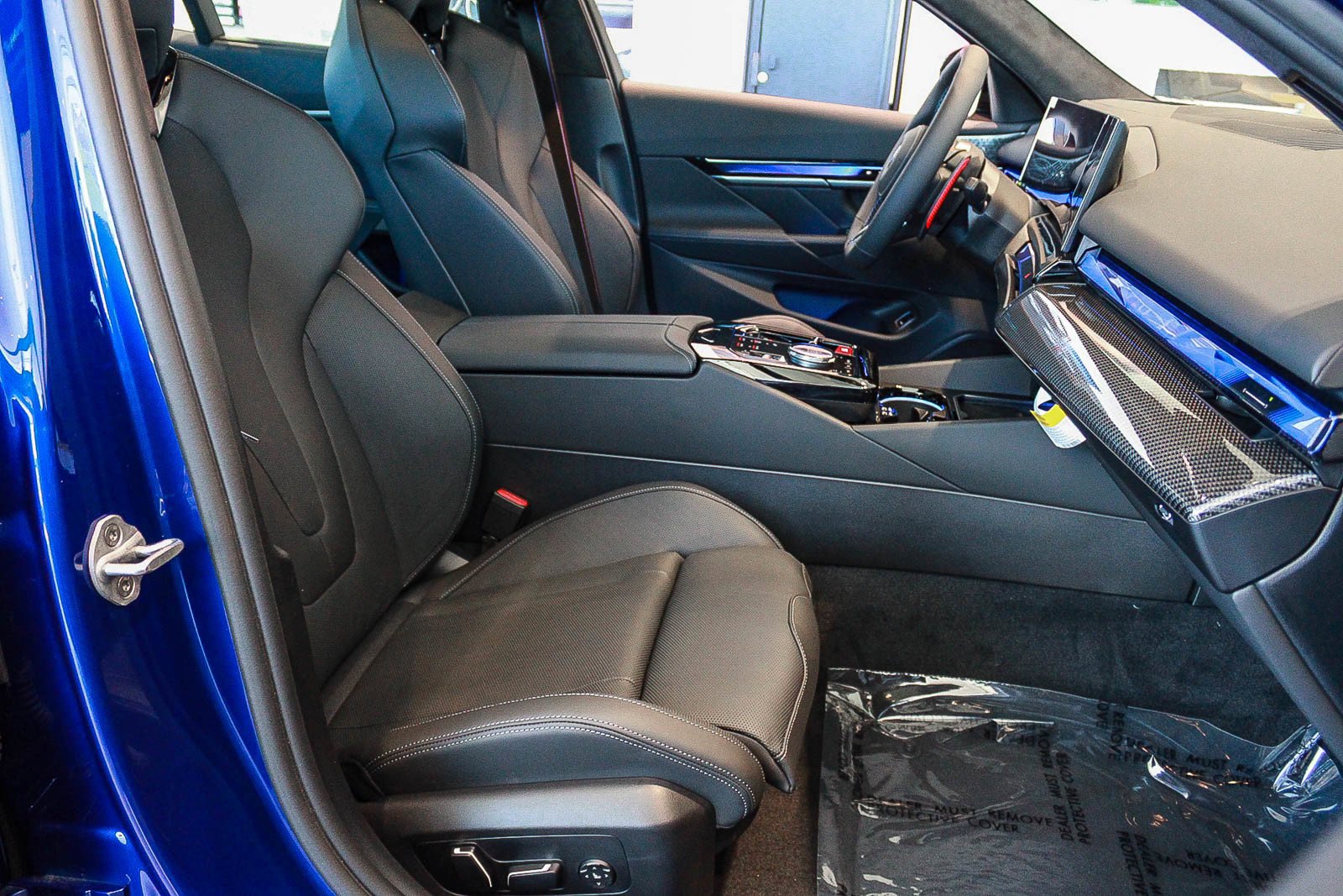 New 2026 Marina Bay Blue Metallic BMW Base image 15