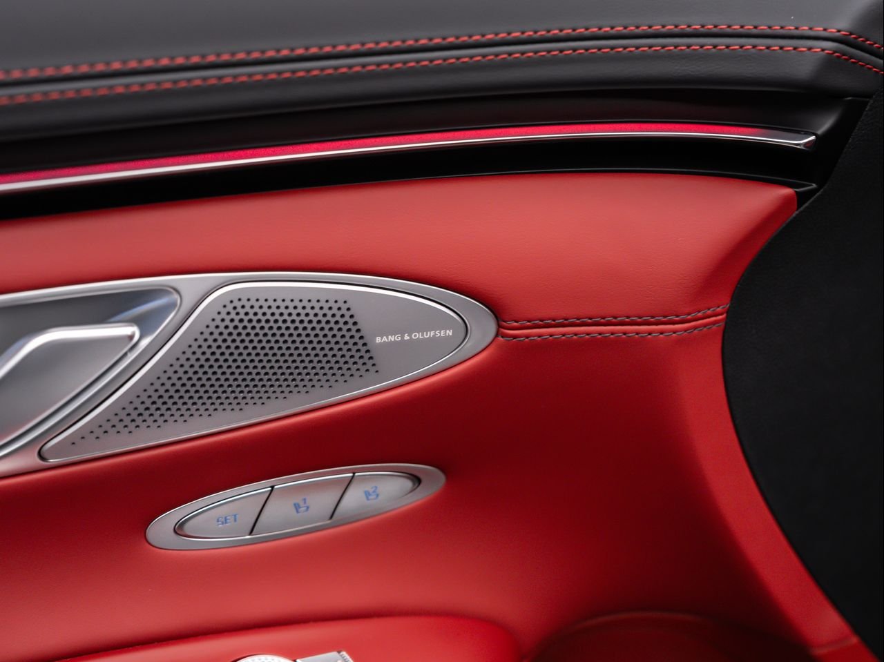 2026 GENESIS GV70 Sport Advanced - Photo 28