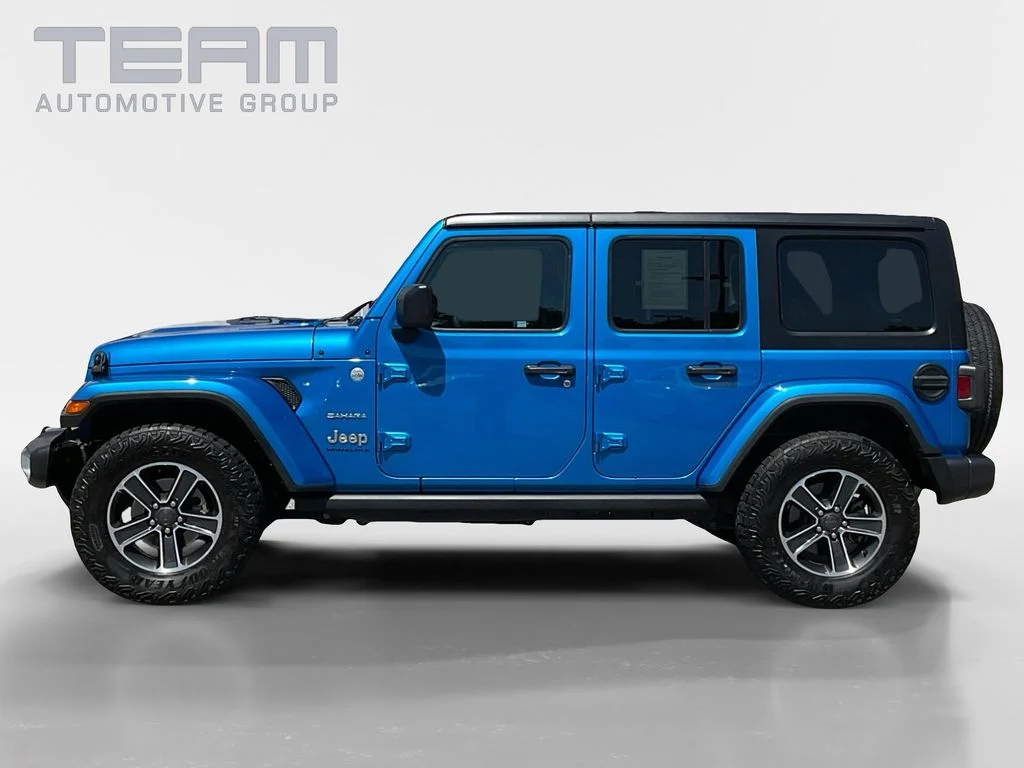 Used 2023 Blue Jeep Sahara image 4
