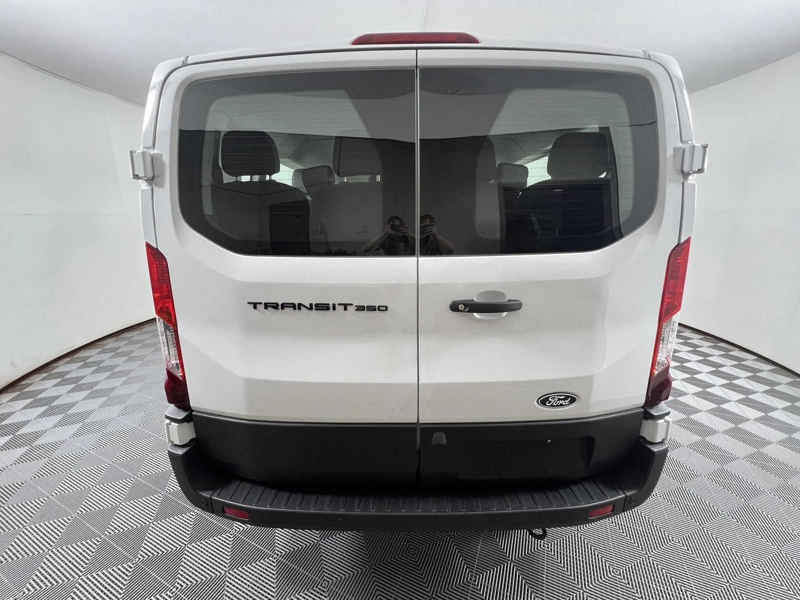 Used 2026 Oxford White Ford XLT image 9